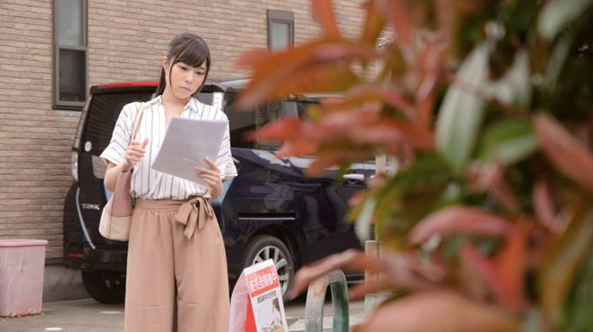 【昼は営業スマイル、夜はアヘ顔】スタイル抜群の不動産屋営業さんのSEX事情 白石りん 永井みひな 北川ゆず 　サンプル画像1