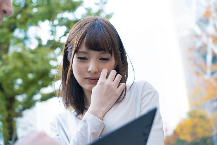 元エステティシャン美人妻 りの 25歳 　サンプル画像1