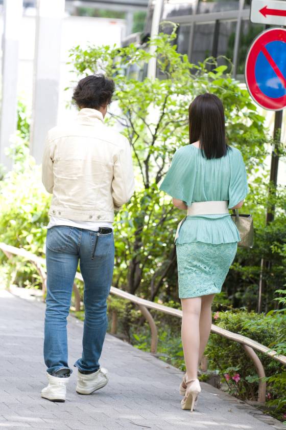 街行くセレブ人妻をナンパしてAV自宅撮影！⇒中出し性交！ celeb.73 旦那さんのためにキレイになりたい！今でも十分ですって・・・容姿でなくエッチを！？ in 文京区 　サンプル画像1