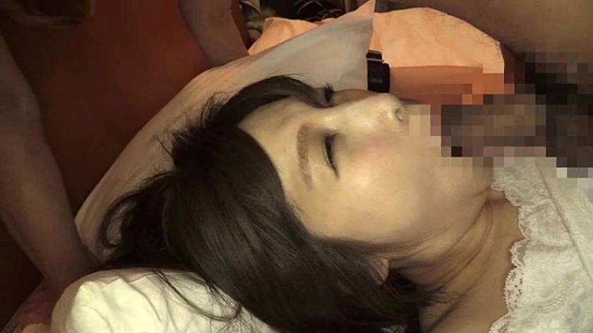 参加者急募!!今からホテルで浮気妻の寝取らせお仕置きSEXをします。 佐々木あき さくらみゆき 五月凛 原島ちえ サンプル画像2