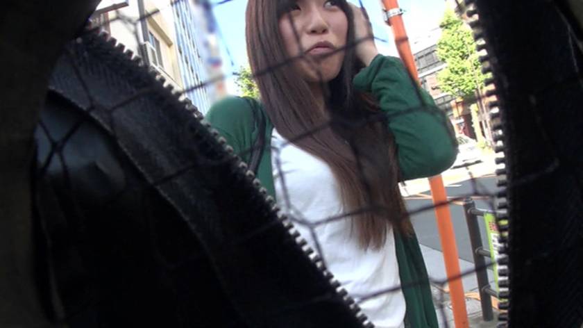 人妻路上ガチナンパ 15人5時間スペシャル 体中触ってパンツ脱がすとワレメはもう糸引き状態！ 　サンプル画像2