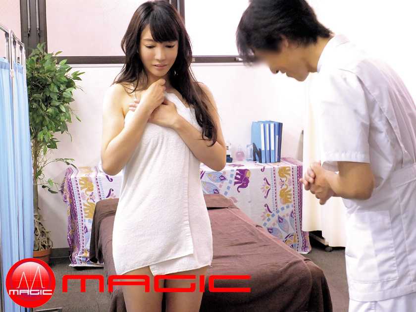 悪徳施術師による母娘同時オイルマッサージ盗撮映像 2 片瀬美咲 逢沢はるか 大森一花 鮎原いつき サンプル画像2