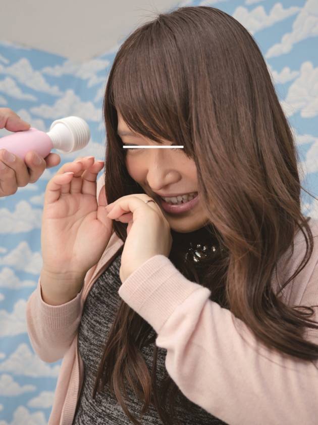 素人ナンパ 若奥様に新作オモチャのモニターと称して「大人のオモチャ」体験してもらったら感じてイキまくり中出しSEXしちゃいました。 　サンプル画像2