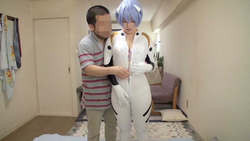 ババコス！ (BBA)パート面接の奥さん(19歳になる浪人中の息子の母親)に綾●レイのママ的羞恥コスプレさせてみた(中田氏) 成澤ひなみ 　サンプル画像2