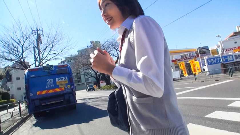 電マ責めしたまま生電話チャレンジ!!ヽ(・∀・)ノ 常に笑顔の元気っ子りえちゃんはノリノリ(笑)勢いに任せてエッチまでしちゃいました! サンプル画像2