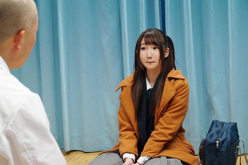 ふたばちゃん(18) 女子〇生 マジックミラー号 膣内洗浄により、スイッチが入ってしまい、チ〇コ挿入するも喘ぎまくってます。 サンプル画像2