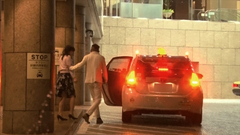 素人AVデビュー級の衝撃！寝取られチャレンジ 花屋で働く信頼する妻がナンパ師と浮気しなければ賞金100万円の挑戦に敗れて…人生初のプライベート浮気中出しセックスを全国公開！！ 　サンプル画像3