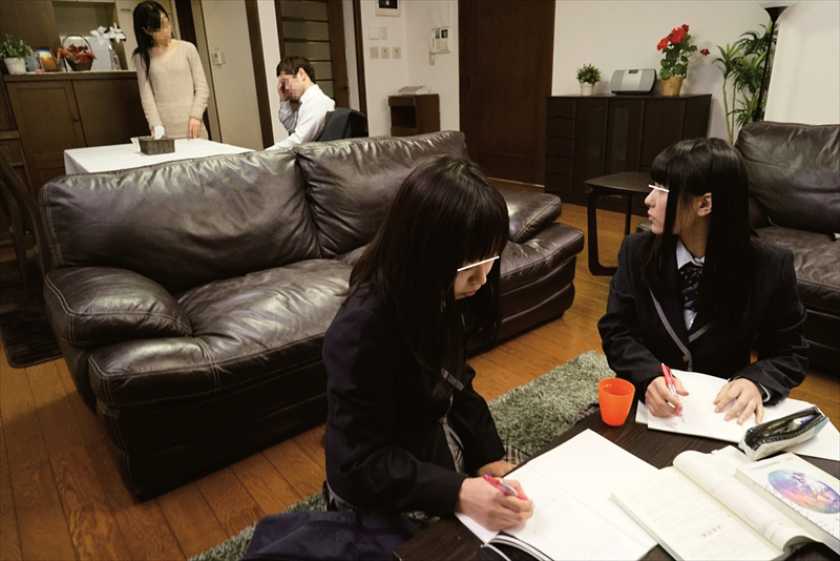 家の中に潜む絶倫少女は…奥さんにバレるスレスレで何回も無理やりハメたがる既婚者チ○ポ好き 3 サンプル画像3