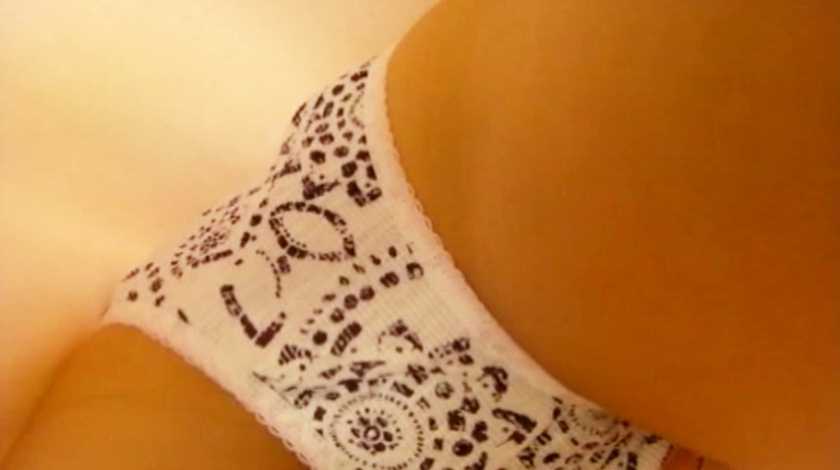 白衣の天使たちナースパンチラ逆さ撮り 　サンプル画像3