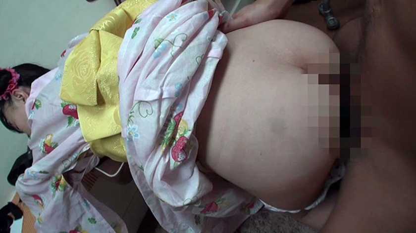 日焼け跡が残る美少女とわいせつ性交映像 16時間 　サンプル画像5