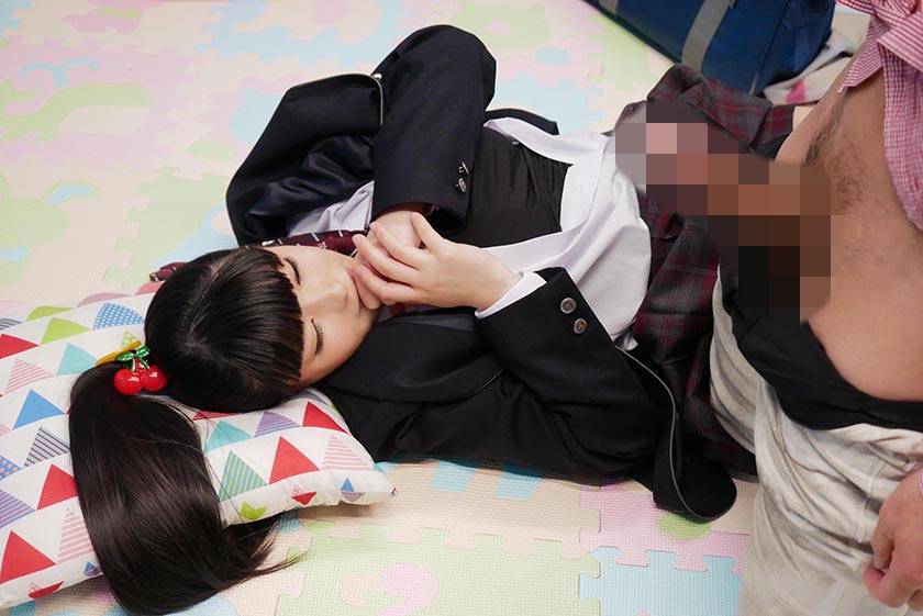ともみちゃん 修学旅行生 マジックミラー号 ポニーテールで身長が低くくてかわいい美少女が恥じらいSEX！ 　サンプル画像5