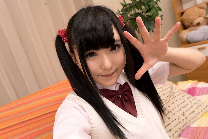 「ねぇ？あたしと一緒にチャットでいっぱ～いHなことしよ♪」制服美少女！ピチャピチャ潮吹きLIVEチャットオナニー 4時間DX vol.13 蓮実クレア あず希 宮沢ゆかり 上原志織 二階堂ゆり 　サンプル画像6