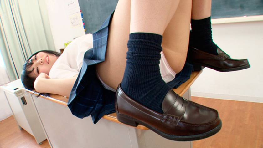 恋するパンチラ ～無邪気なキミのパンチラに恋してる～ 星咲伶美 いろはめる 仁美まどか 七菜原ココ 本田るい 　サンプル画像7