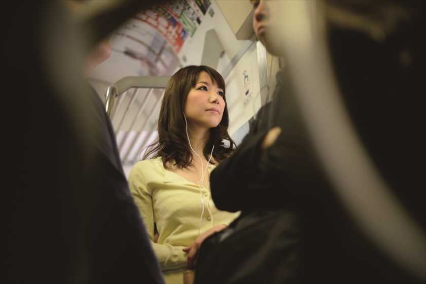 SODロマンス 痴漢通勤電車～ED夫の妻は、インモラルな行為に欲情する～ 加藤あやの 　サンプル画像7