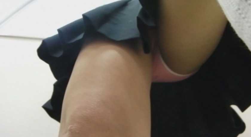 JK階段制服女子高生はじけるふともも 　サンプル画像7