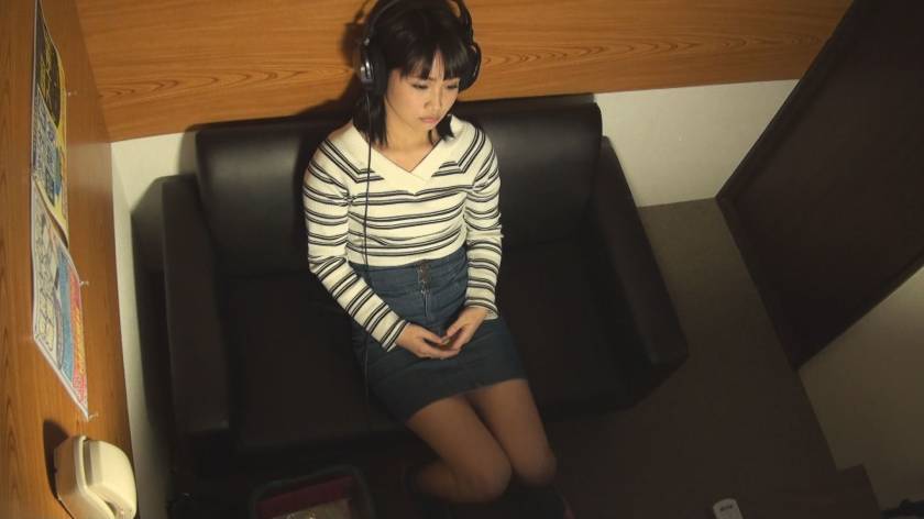 個室ビデオDVD試写室オナニー盗撮 　サンプル画像8