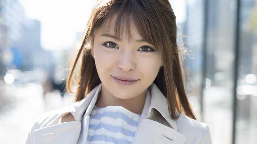 美・巨乳 なるみ 25歳 パッケージ画像