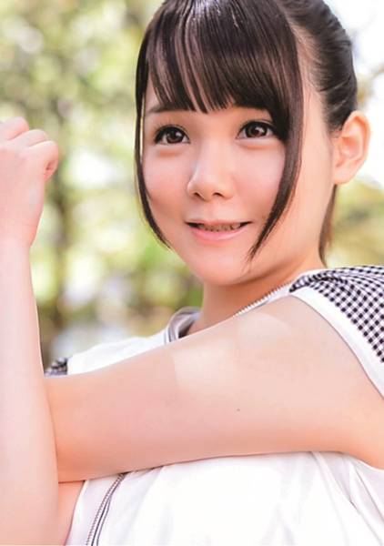 ひなのちゃん (20歳) サンプル画像