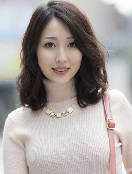 ゆうか奥様（29歳・Eカップ） サンプル画像