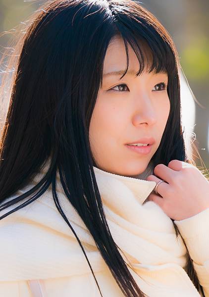 加奈子28歳from神戸 パイパンロリ顔の人妻。言いなりドエムでむっちりした乳首とクリを筆責めされて潮噴き！ サンプル画像