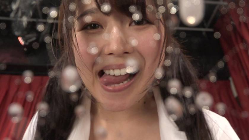 【緊急生放送】美女のよだれまみれ！舌でベロベロ×唾液ビチャビ　サンプル画像11