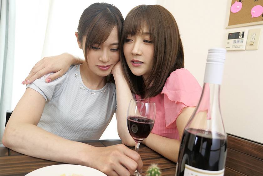 夫の妹に恋した私 レズ解禁 神咲まい 神咲まい 大槻ひびき　サンプル画像1