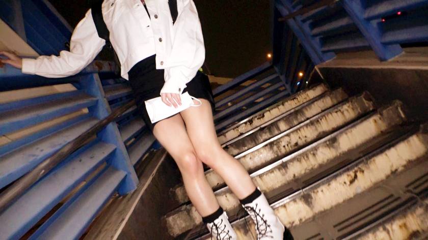 【圧倒的美少女】24歳【天国にイキたい】みおちゃん参上！普段　サンプル画像2