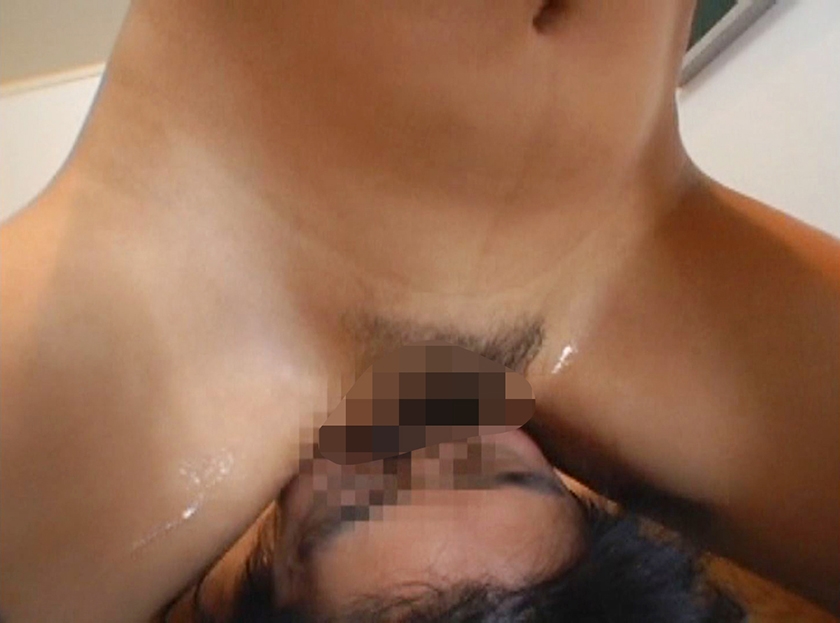 漢は喜び先端ヌレる女子も悦びトロトロ顔面騎乗クンニ　サンプル画像4