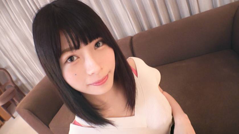 【初撮り】【19歳の専門学生】【透明感×泣きボクロ】19歳の高まるエッチな好奇心は、同い年の彼氏には埋められない。部屋に響く喘ぎ声は徐々に大きくなっていき.. ネットでAV応募→AV体験撮影 1305 パッケージ画像