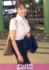マジ軟派、初撮。 1524 彼氏の浮気が発覚して傷心中の美人OLをお酒で釣ってホテルに連れ込み成功！慰める為と体に触れると抵抗していた力が徐々に抜け…巨乳を揺らしながら背をのけ反らせて大絶頂！ サンプル画像