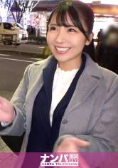 マジ軟派、初撮。 1590 アキバの路上でカイロ配り！会社帰りの美脚美女が罠にかかった！連れ込んだホテルでエロトーク…次第に気分も高揚していって… 画像