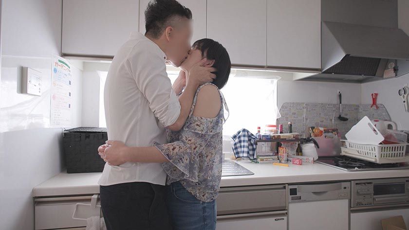 「結婚したんだ…」10年ぶりに再会した元カノと燃え上がり、付　サンプル画像12