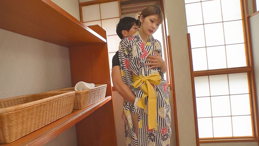 いいなり美人妻 レジのパートでいそうなスレンダー妻 夏帆26　サンプル画像13