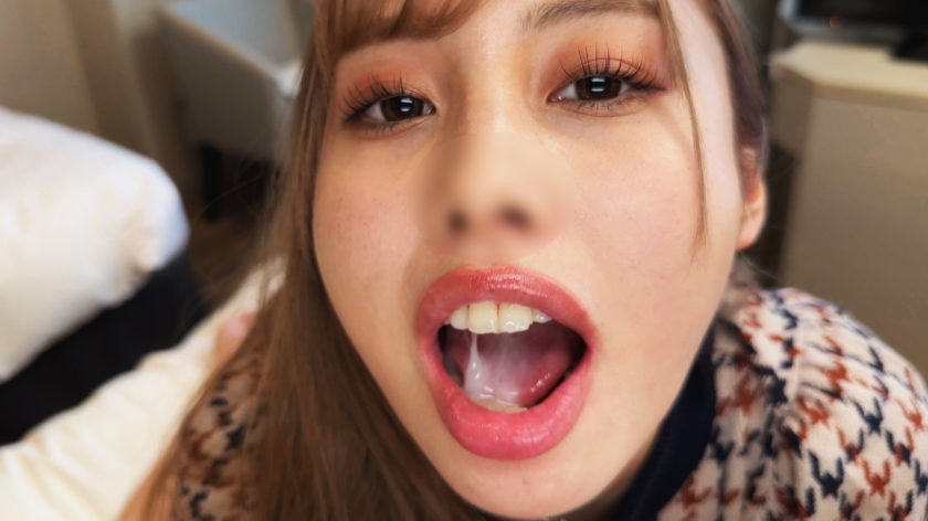 「精子全部飲んでください！」素人娘の連続ごっくん大量精飲フェ　サンプル画像15