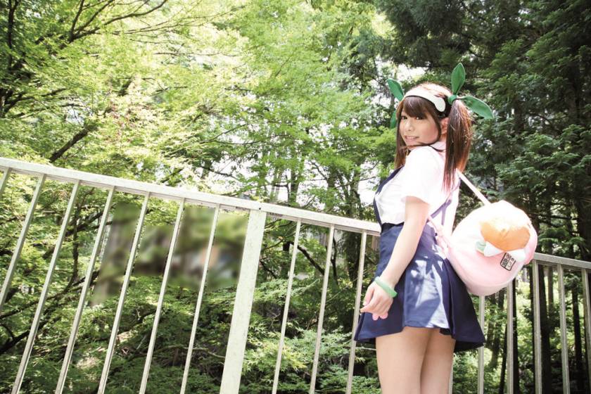 SNSで募集した素人コスプレイヤーと中出しオフパコ撮影会 サンプル画像19