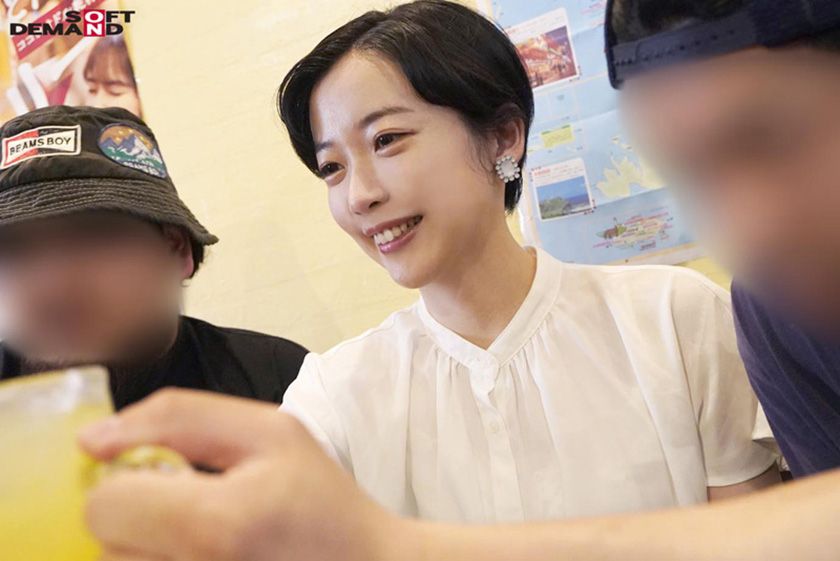 大学から芸術系を専攻し某制作会社から転職してきたクールビュー　サンプル画像2