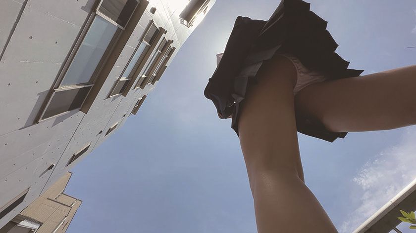 3重苦 電車痴●・公共●設イラマチオ・●眠● 狙われ続けた女　サンプル画像6