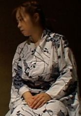 戦火の日本で散って行く男達を慰める巨乳女将の官能ドラマ！ サンプル画像