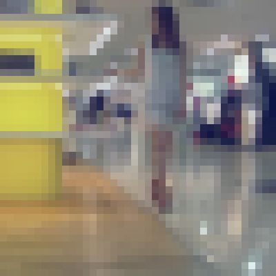 ショップ店員にお願いしてパンチラ撮らせて頂きました！ サンプル画像