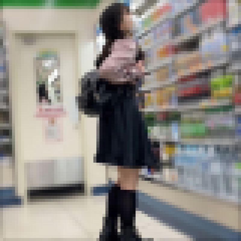 今ニュースやSNSで話題のトー横キッズ盗撮してきました。親御さんにバレたら即削除part3 サンプル画像