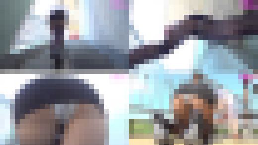 黒パンスト脚を見られたい、露出癖のミニスカOLさん（2） サンプル画像