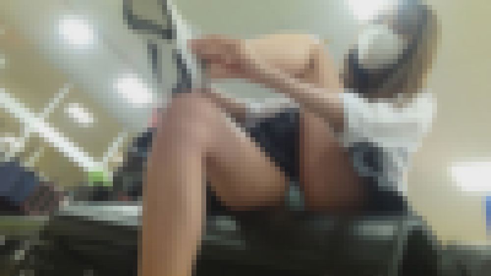 超高画質だよ♪大人気のモデルちゃん(^-^)/ お買い物中にお色気大放出！？セクシーパンツでモテ度UP? サンプル画像