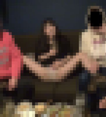 【流出】密！密！密！ビッチだらけの大乱交 序章①乾杯編 サンプル画像