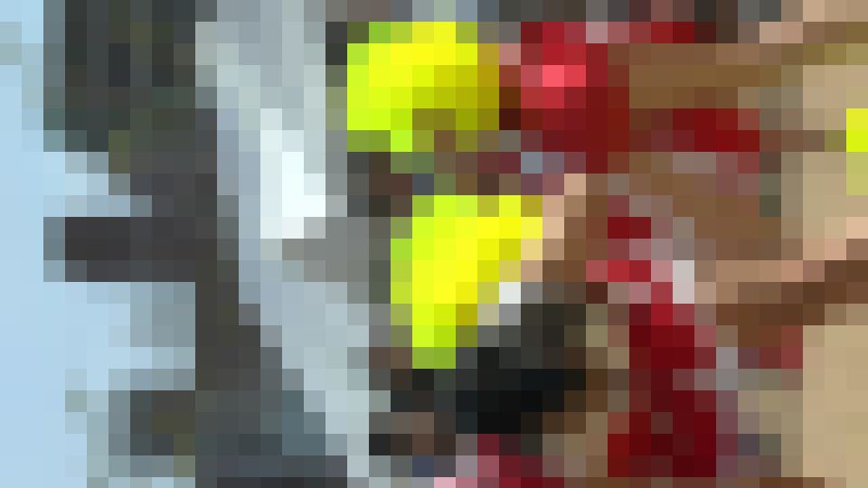 4K画像　チア部　10　縦　赤　 美しすぎるチアとかわいいチア サンプル画像
