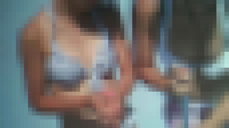 プールで実験をする水着少女達！ サンプル画像