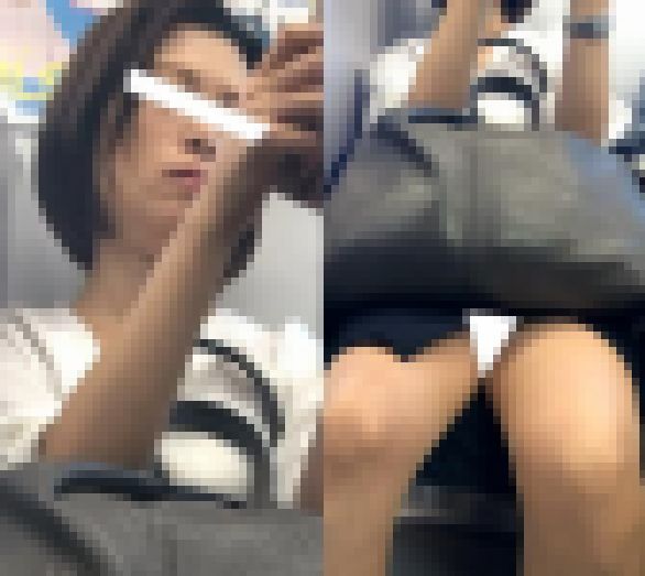 (電車対面）(顔出し)フロントスリット…短いスカートで…パンストあんよを淫らにひらいちゃったOLさんを観察してみました!! サンプル画像