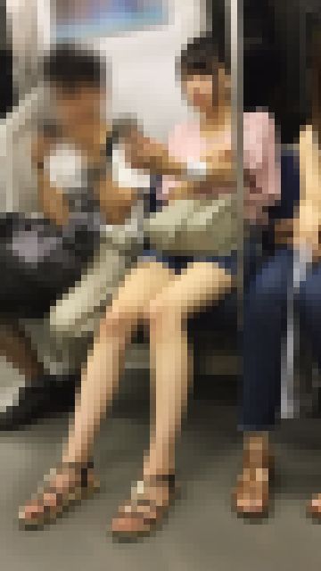 アイドル級に可愛い女の子の無防備な姿を大量撮影画像