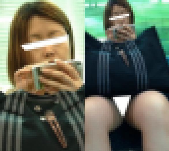 (電車対面）(顔出し)がっつりとパンストあんよをひらいちゃった人妻OLさんを…超近距離接写で観察してみました!! サンプル画像