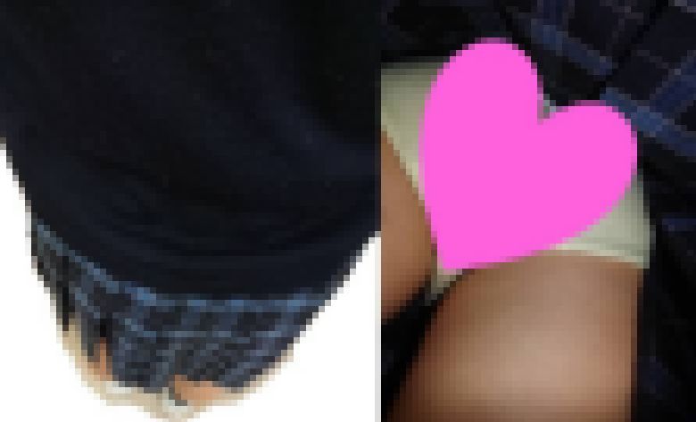 逆さ撮り　ライトアップで黄色いPくっきり サンプル画像