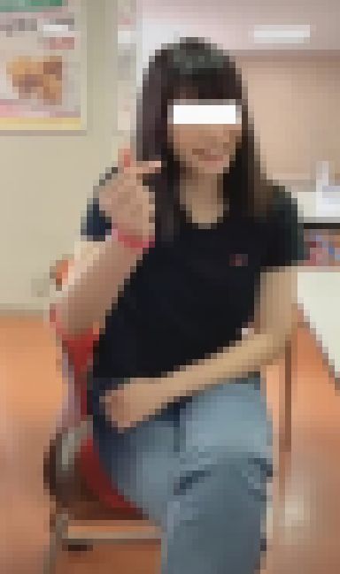 動画アプリでバズった激カワJDバレー部員のユニフォーム姿を激写！２ サンプル画像